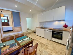 Private kitchen - Apartment with lagoon view - 4 guests (Bouzigues)
