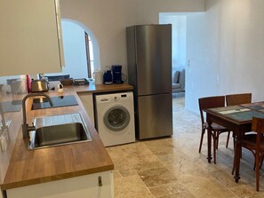 Private kitchen - Apartment with lagoon view - 4 guests (Bouzigues)