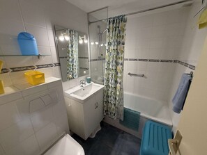 Bathroom - Villa with pool and AC - 4 guests (La Franqui)