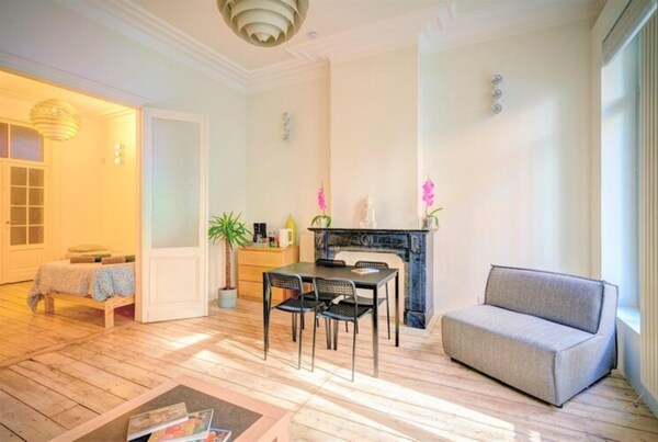2-bedroom Apartment In Antwerp Centre - Anversa