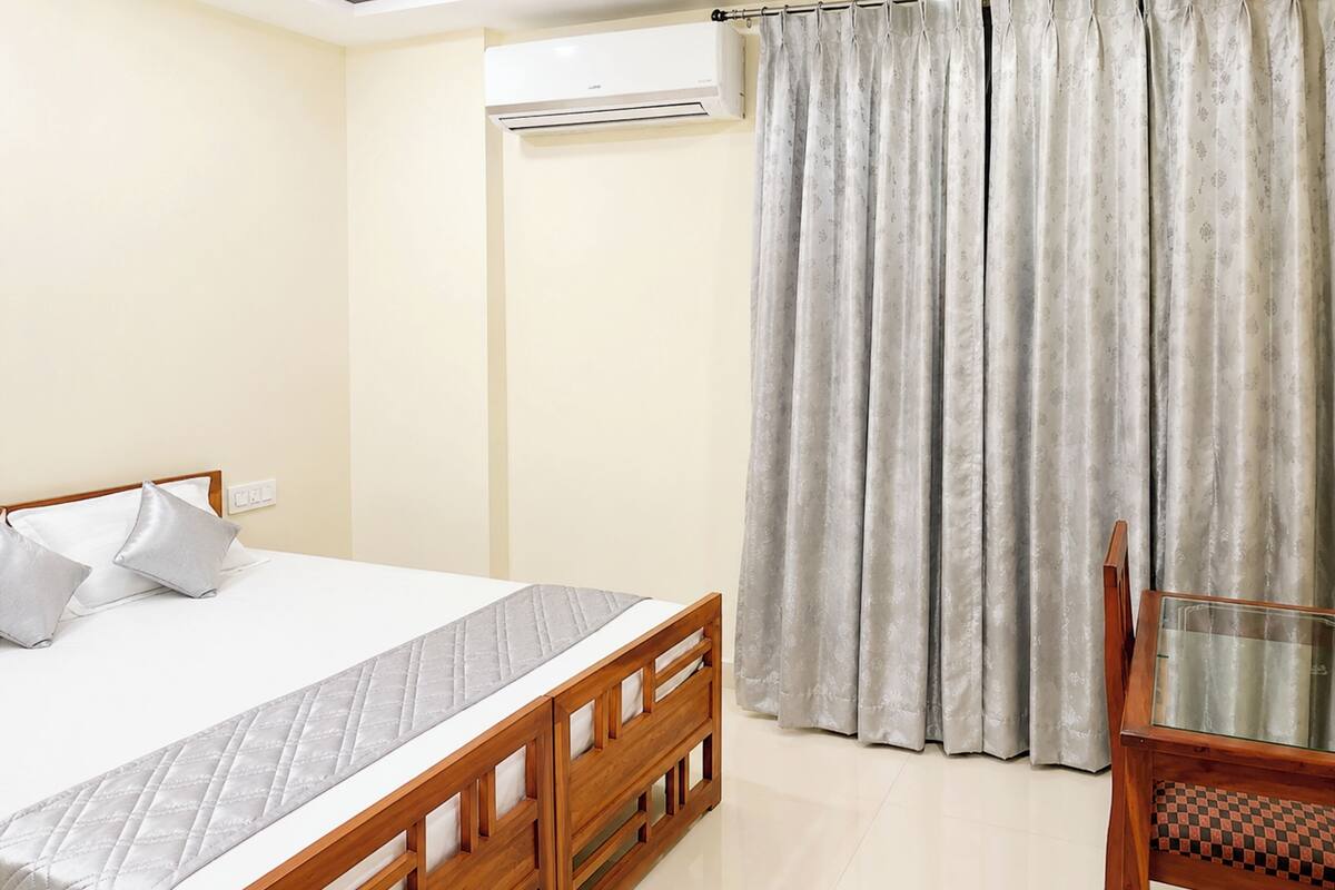 Double Room | Soundproofing, free WiFi