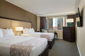 Desk, WiFi, bed sheets