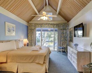 Room - Near Golf & Beach with Pool + Full Kitchen (Hilton Head)