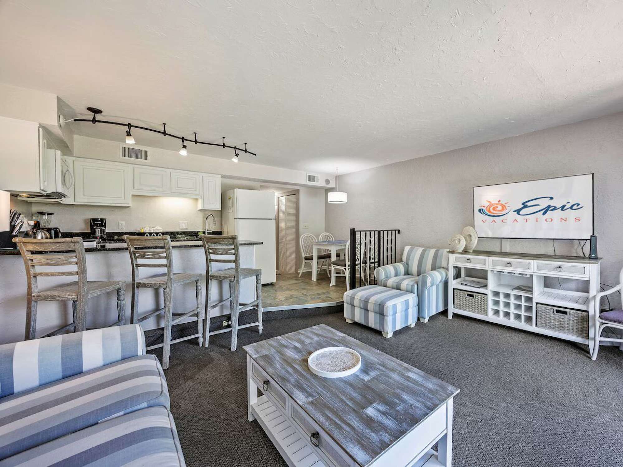 Near The Beach | 3 Pools + Hot Tub & Full Kitchen - Hilton Head Island, SC