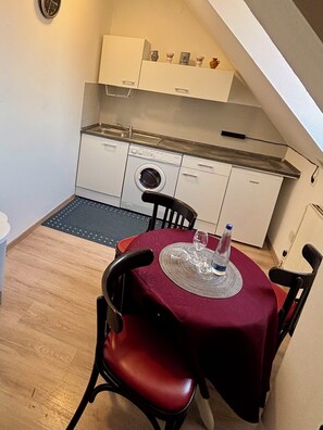 Dining - Vrbo Property (Bayreuth)
