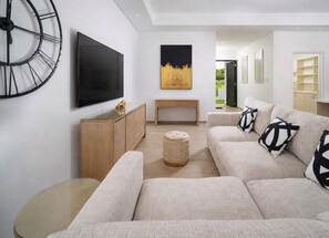 Living area -  Luxury 4-Bed Royal Westmoreland Villa with Private Pool & Full Club Membership (Holetown)