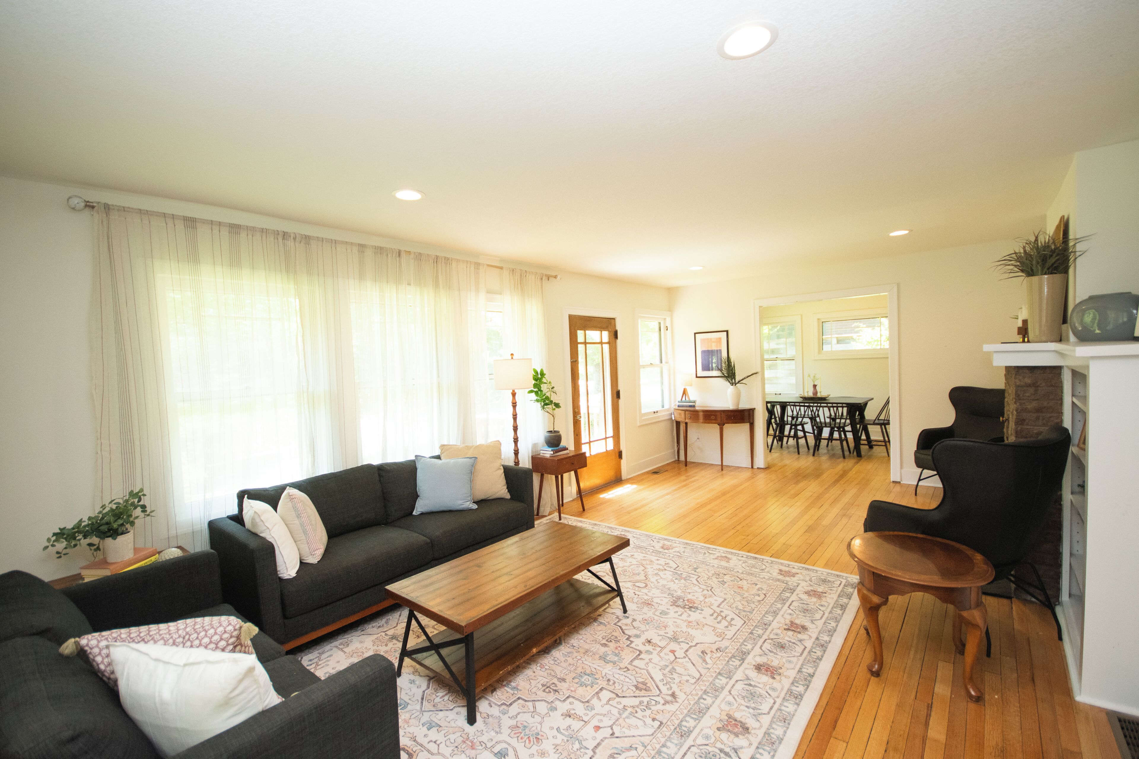 Smart TV, video games, offices