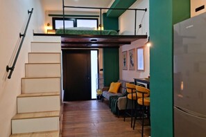 Interior - Sleeps 3! Unique Loft Studio in the City Centre! Walk to Beach! (Durrës)