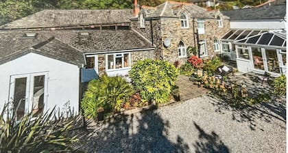 Coastal 1 Bed Flat - Sleeps 2 -patio - Parking