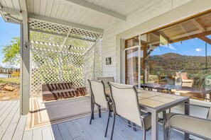 House (1 Bedroom) | Interior - Angler's Paradise! Clear Lake Home w/ Scenic Views (Kelseyville)