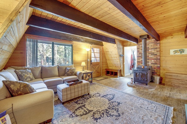 House (4 Bedrooms) | Interior