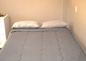 Free WiFi, bed sheets