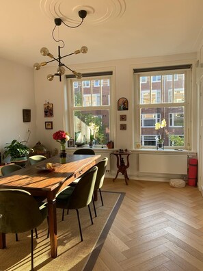 Dining - Sweet Home in Amsterdam (Amsterdam)