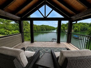 Property grounds - Luxury Lakefront! 5BR*Lake Access*Hot Tub*Private! (Sevierville)