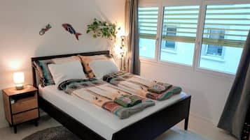 Comfort Apartment | Blackout curtains, iron/ironing board, free WiFi
