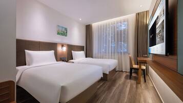 Single Room | Hypo-allergenic bedding, down duvets, Select Comfort beds