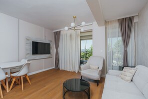 Comfort Apartment, Bay View | Living area - Juzno More (Kotor)