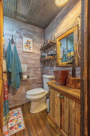 Bathroom - Enchanted Tiny Stay w/ Hot tub-The Stowaway (Wedowee)