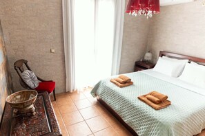 3 室のベッドルーム、アイロン / アイロン台、WiFi、ベッドシーツ