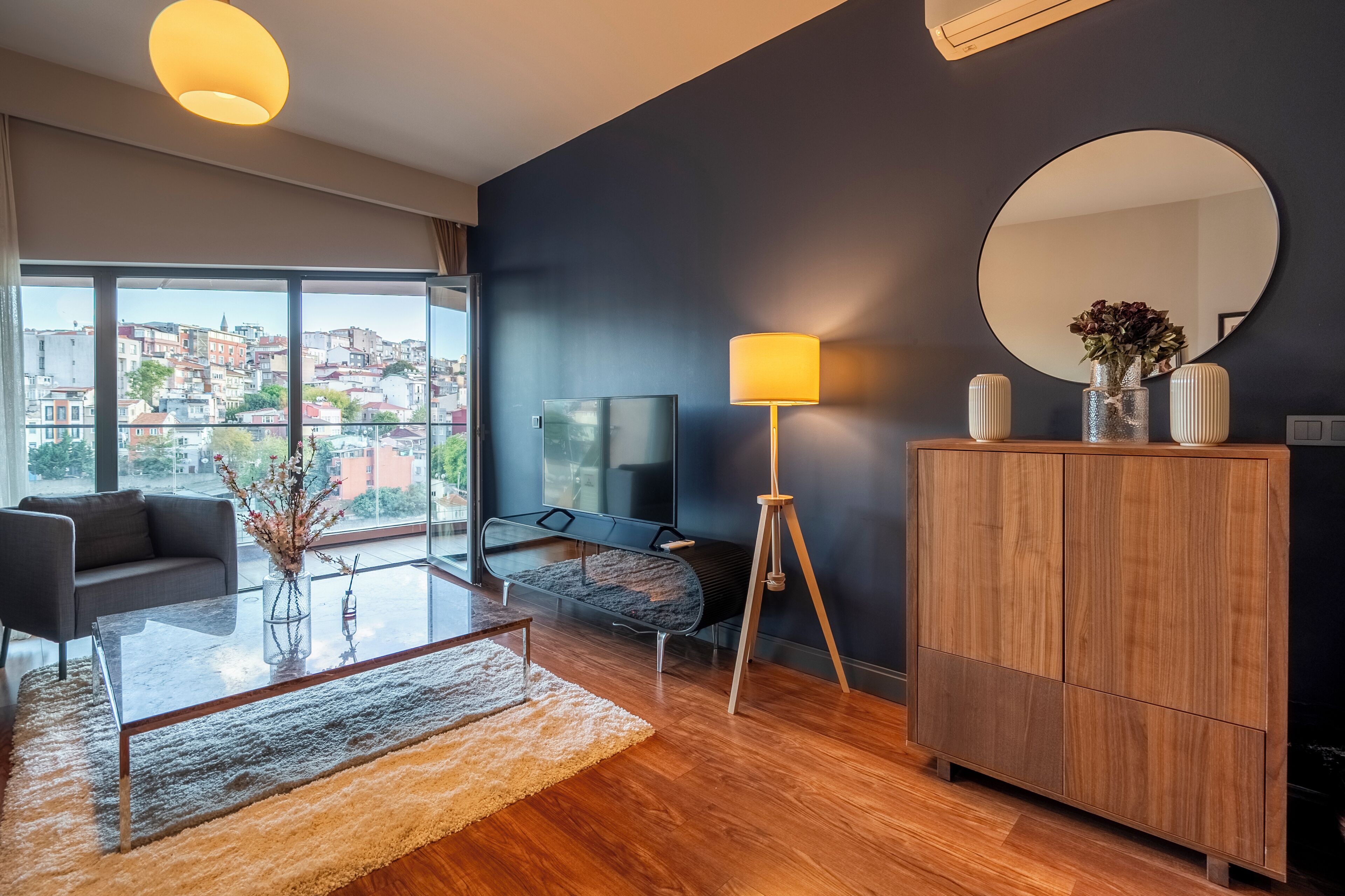 Luxury-Apartment, Balkon, Stadtblick | Wohnbereich
