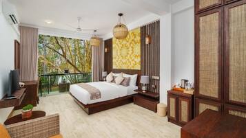 In-room safe, iron/ironing board, free WiFi, wheelchair access