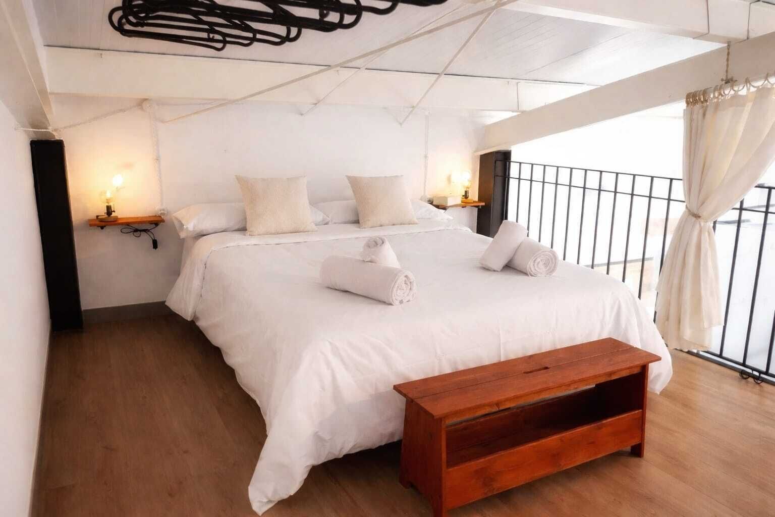 3 quartos, ferros/tábuas de passar roupa, Wi-Fi de cortesia