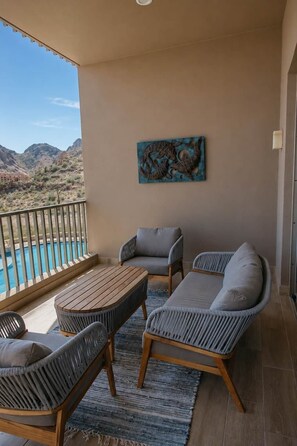 Terrace/patio - 1303 2BR/2.5BA Oceanfront Loreto @ Danzante Bay (Loreto Municipality)