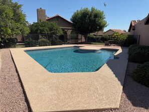 Pool - Marvelous 3-bedroom house in Mesa.  Beautiful outdoor patio, orange trees, pool. (Mesa)