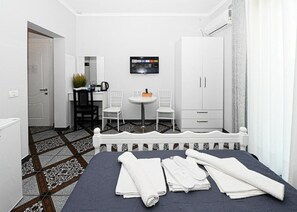 Schallisolierte Zimmer, Bügeleisen/Bügelbrett