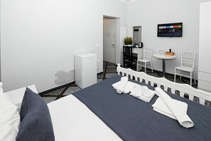 Schallisolierte Zimmer, Bügeleisen/Bügelbrett