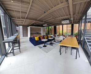 Interior - Yu Country (Guadalajara)