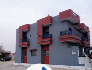 Exterior - Magnificent furnished house with several bedrooms in Diamniadio (Diamniadio)
