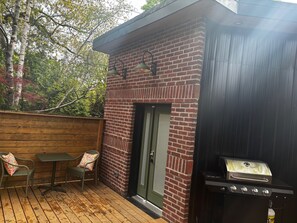 Outdoor dining - Private House in Little Italy, Downtown Toronto (Toronto)