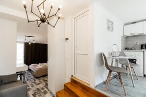 Interior - Ninas Place (Tbilisi)