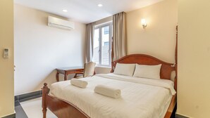 家庭三人房, 2 間臥室, 城市景 | 隔音、熨斗/熨衫板、免費 Wi-Fi、床單