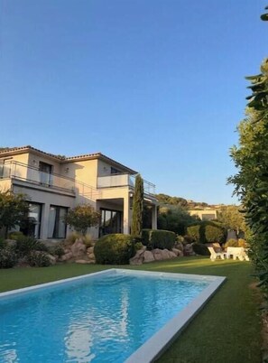 Indoor pool, outdoor pool - Villa 175m2 - 8 pers - Saint-Cyprien / Pinarello (Zonza)