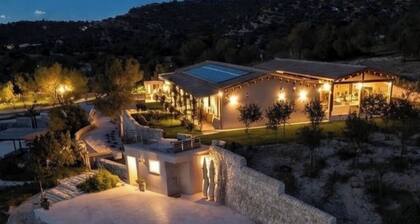 ORTONOTO Agri-Resort sea view nestled in the slendid countryside of Noto