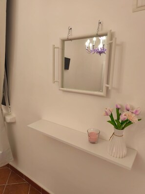 Interior - Vrbo Property (Taranto)