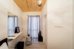 Interior - NinasHouse (T'bilisi)