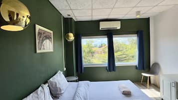 Chambre Double Standard, vue ville | Rideaux occultants, chambres insonorisées, Wi-Fi gratuit