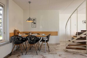 Dining - Holiday home with sauna in Kamperland | Cardium 37 (Kamperland)
