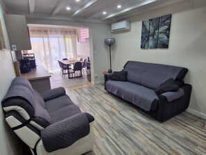 TV - News! Pavillon Dora 4/6 persons 5 mn from the beach and all amenities (Fleury)