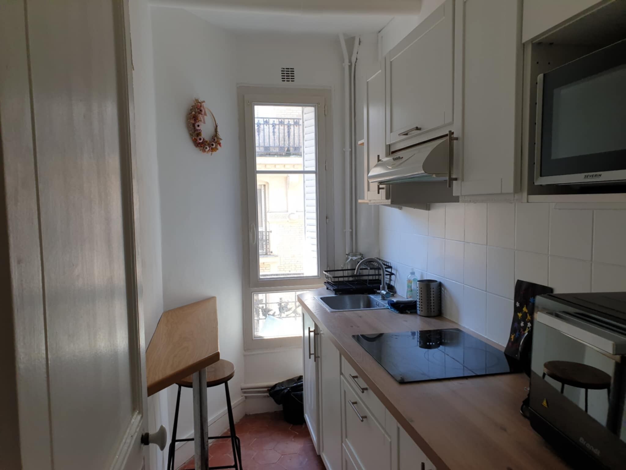Fridge, microwave, oven