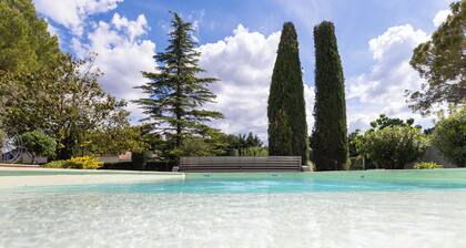 Lou Cigalon • Peaceful villa with pool