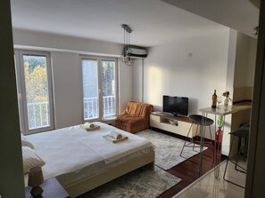 Room - LA&LE Apartment  Ohrid – Stylish & Quiet Stay Near Lake Ohrid (Ohrid)