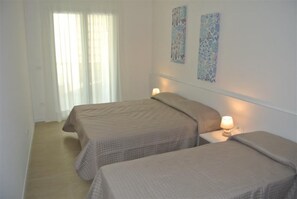 3 bedrooms - Comfortable Flat With Spacious Terrace (San Michele al Tagliamento)