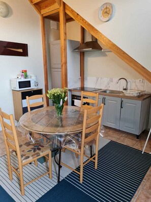 Dining - Vrbo Property (Sassetot-le-Mauconduit)