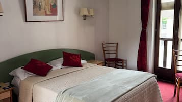 Comfort Double Room | In-room safe, desk, free WiFi