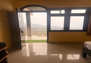 Superior Room | Free WiFi - Hillcrest Ravangla (Namchi)