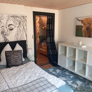 Iron/ironing board, free WiFi - Large vacation apartment in an old Danish villa, between the North Sea and the Baltic Sea (Sommersted)